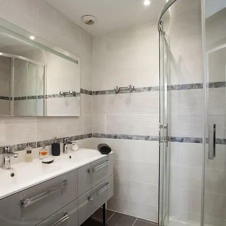 Le Genis * Sarlat-la-Canéda