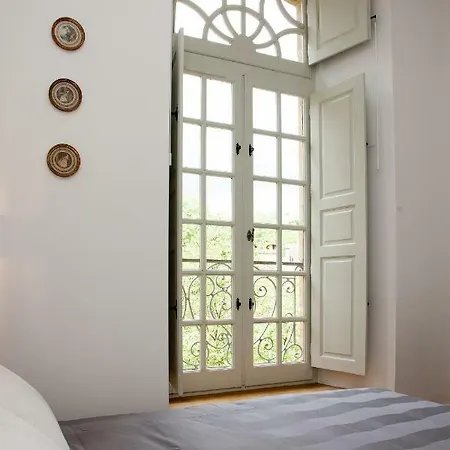 Le Genis Apartment *