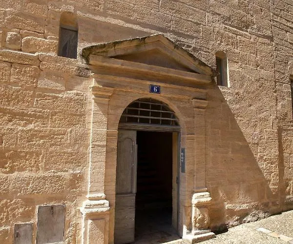 Le Genis Apartment *